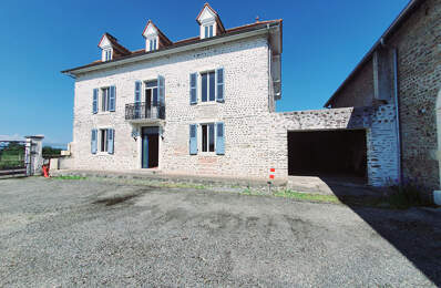 FERME BEARNAISE PAU 10 mn - VUE PYRENEES — photo du bien