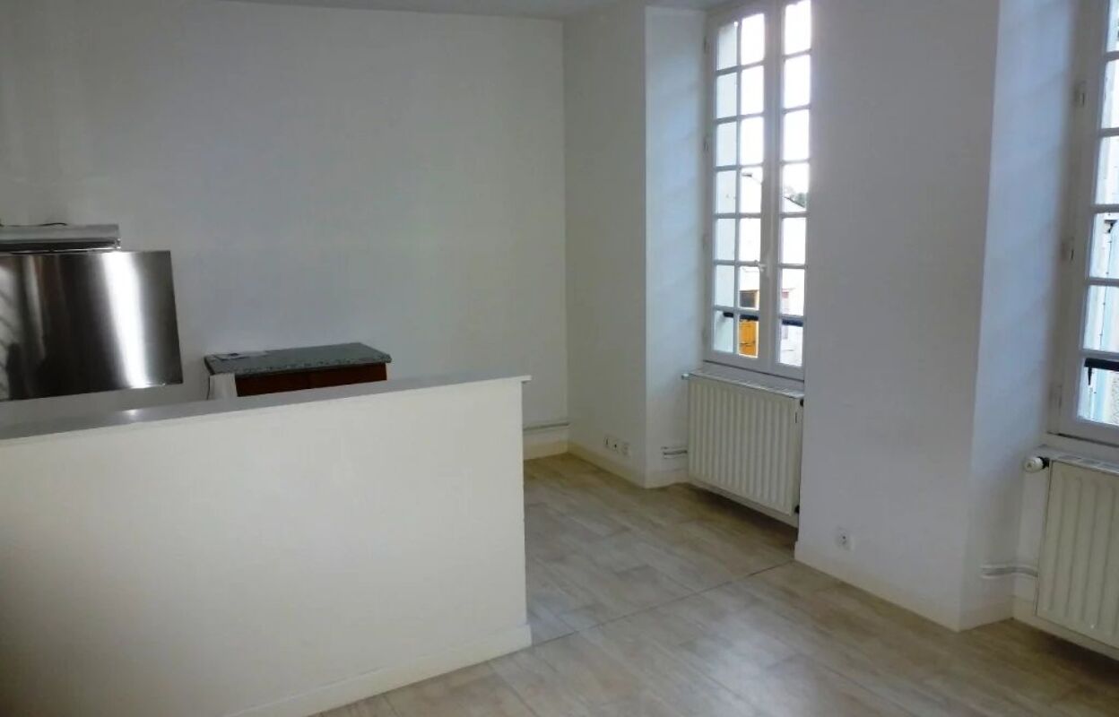 appartement 3 pièces 50 m2 à louer à Saint-Gaultier (36800)