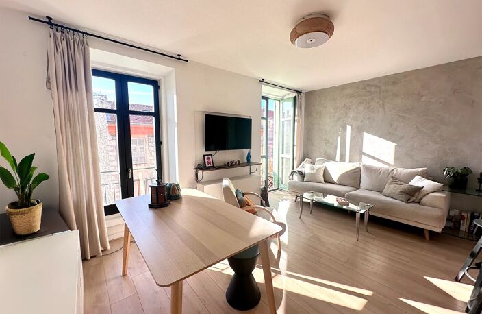 Port 2 PIECES-ASCENSEUR-BALCON — photo 2