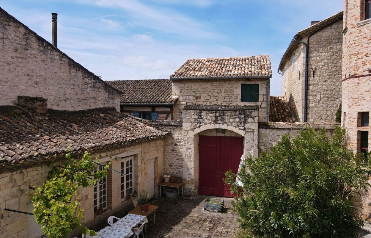 maison 15 pièces 400 m2 à vendre à Castelnau-Montratier (46170)