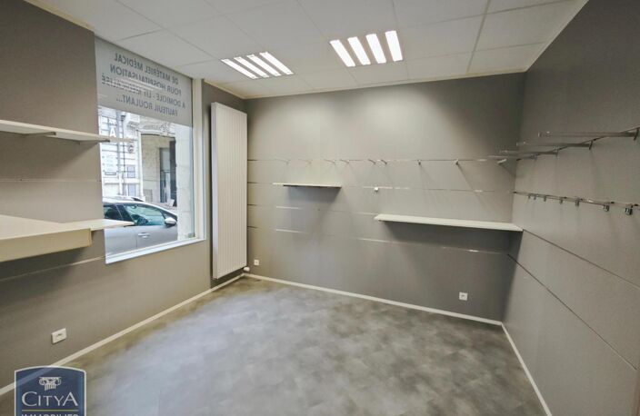 Vente commerce  126 m² Saumur (49400) — photo 5