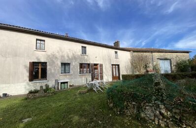 vente maison 119 200 € à proximité de Montjean (16240)