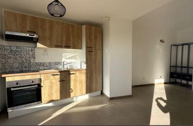 location maison 780 € CC /mois à proximité de Les Pennes-Mirabeau (13170)