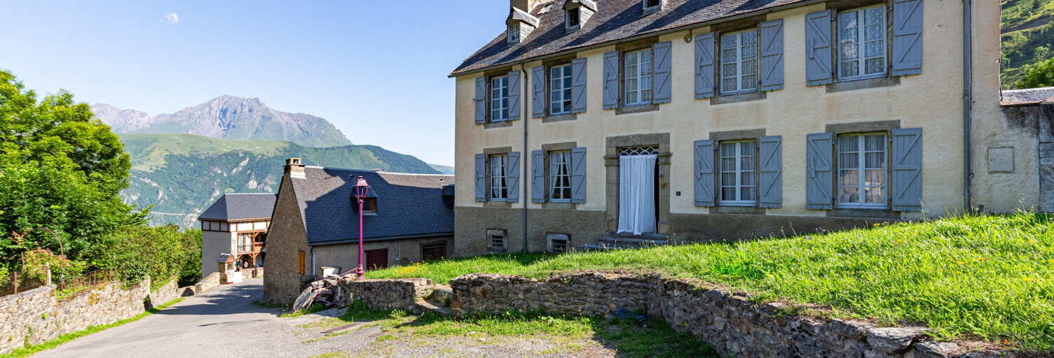 Maison 5 Pièces 150 m² à vendre à Azet (65170)