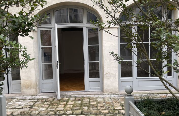 HOTEL PARTICULIER — photo 2
