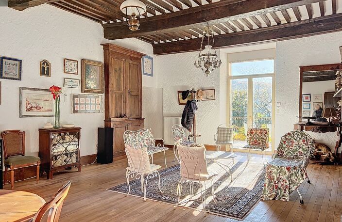 Maison de maître MARCILLAC VALLON — photo 2