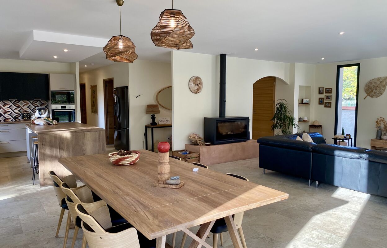 maison 5 pièces 165 m2 à vendre à Brouilla (66620)