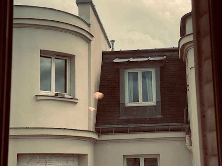 PROCHE DE LA RUE DE BRTAGNE — photo 1