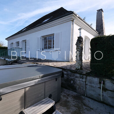 Maison 8 pièces 227 m²