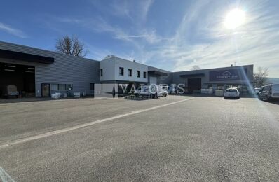 location commerce 4 883 € CC /mois à proximité de Montluel (01120)