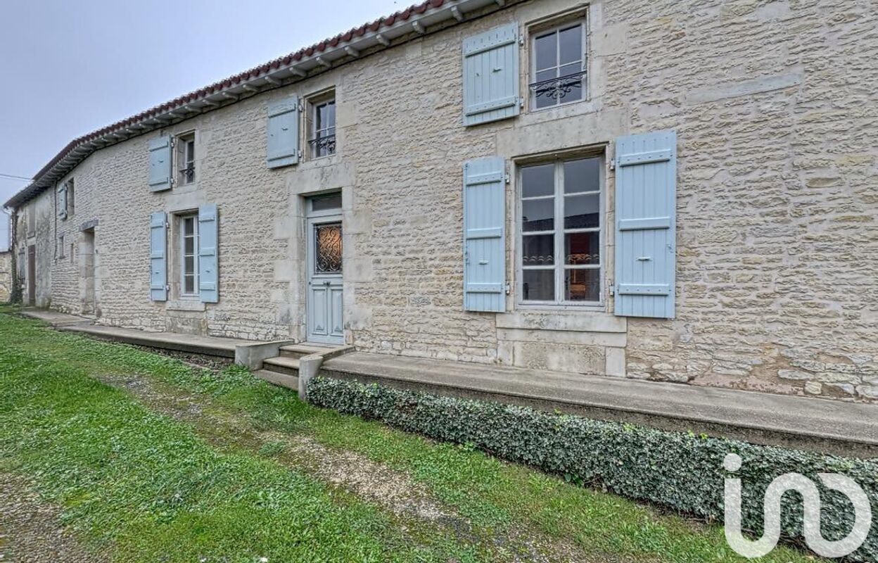 maison 5 pièces 146 m2 à vendre à Arçais (79210)