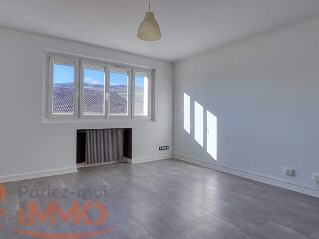 Appartement 4 P+C — photo du bien
