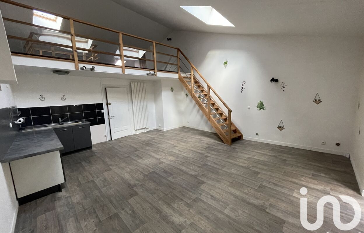 maison 5 pièces 136 m2 à vendre à Lamastre (07270)