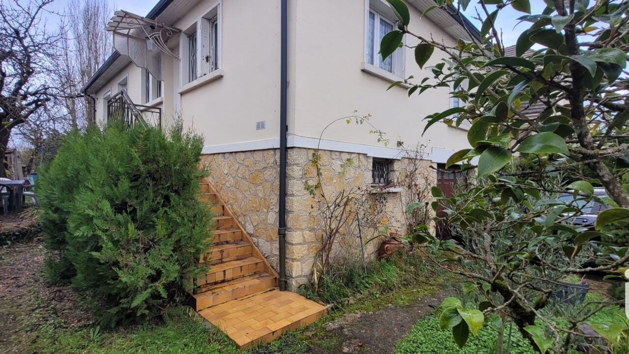 maison 6 pièces 100 m2 à vendre à Saint-Amand-Montrond (18200)