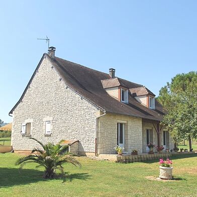 Maison 8 pièces 145 m²