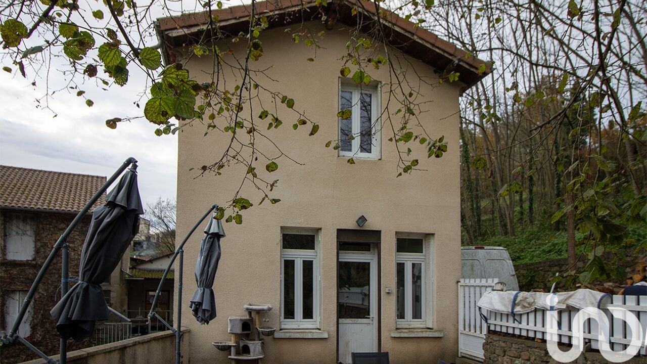 maison 6 pièces 112 m2 à vendre à Sauxillanges (63490)