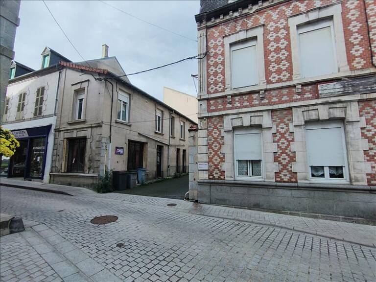 Immeuble   — photo 1