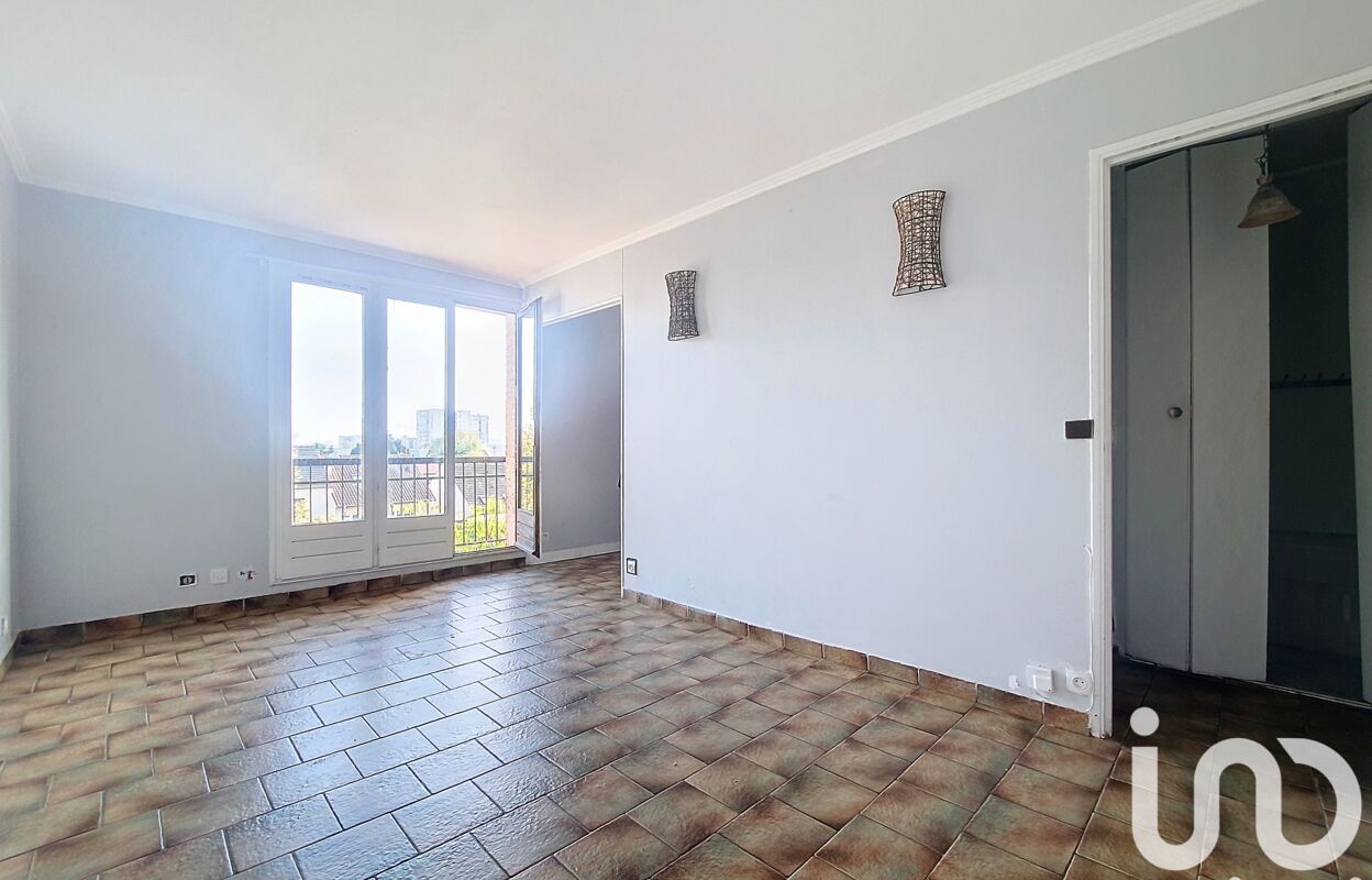 appartement 1 pièces 28 m2 à vendre à Le Bourget (93350)