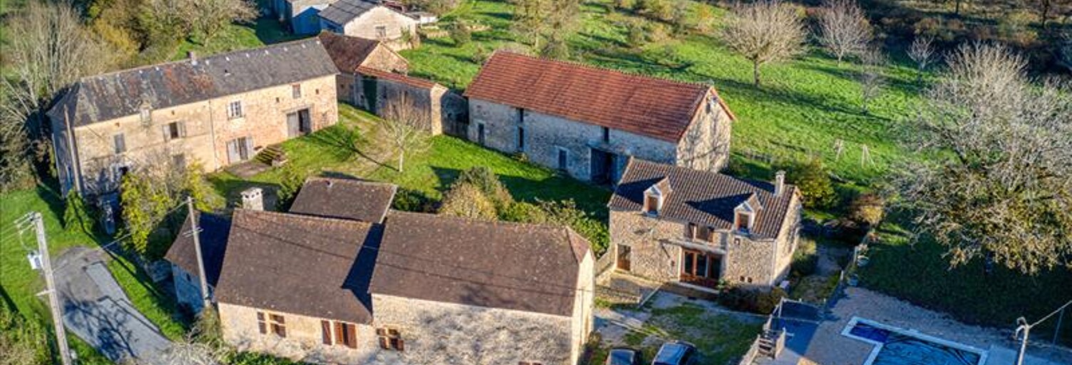 Maison 15 Pièces 431 m² à vendre à Thenon (24210)