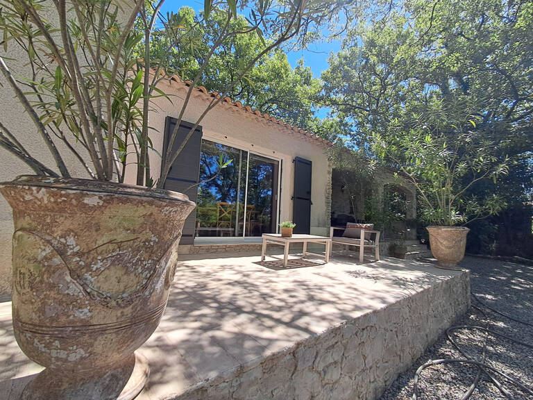À VENDRE BELLE VILLA ET GRAND JARDIN SECTEUR SAINT HIPPOLYTE DU FORT — photo 1