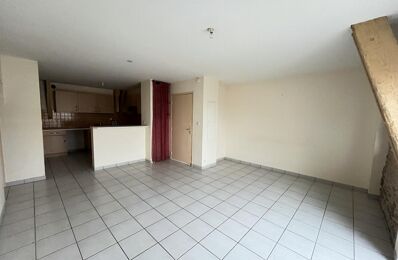 location appartement 553 € CC /mois à proximité de Rignac (12390)