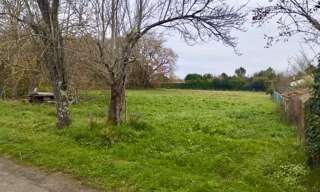 Terrain  1970 m² à vendre à Le Douhet (17100)