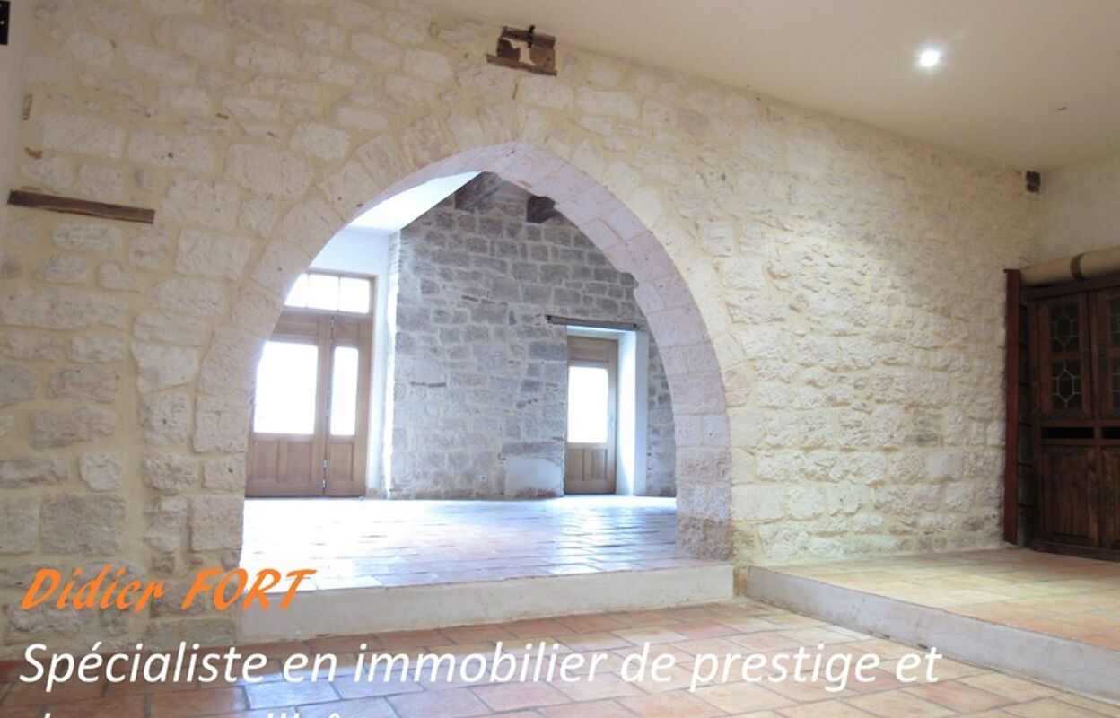 maison 9 pièces 223 m2 à vendre à Castelnau-de-Montmiral (81140)