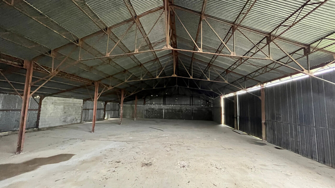 local industriel 5 pièces 1400 m2 à vendre à Fontenay-le-Comte (85200)