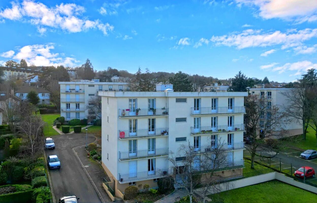 appartement 3 pièces 70 m2 à vendre à Chambourcy (78240)