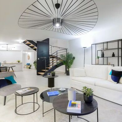 Appartement 4 pièces 699000 €