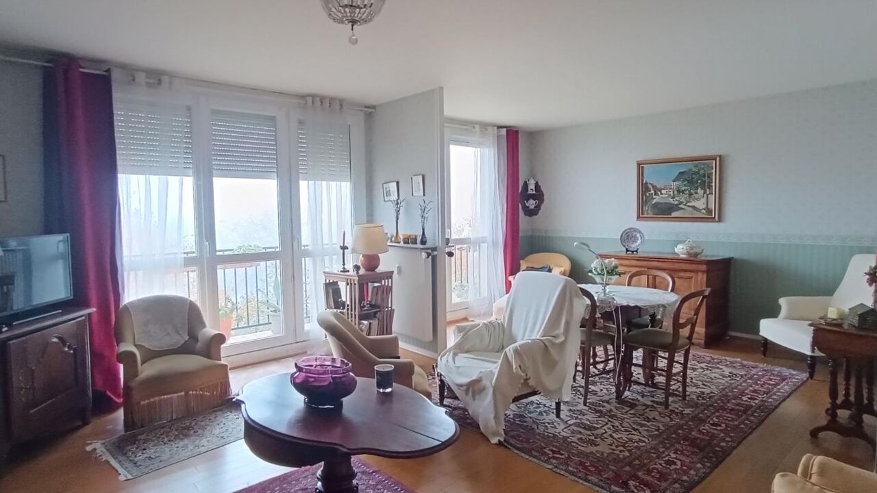 appartement 3 pièces 79 m2 à vendre à Saint-Pierre-des-Corps (37700)