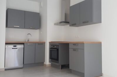 location appartement 900 € CC /mois à proximité de Saint-Raphaël (83530)