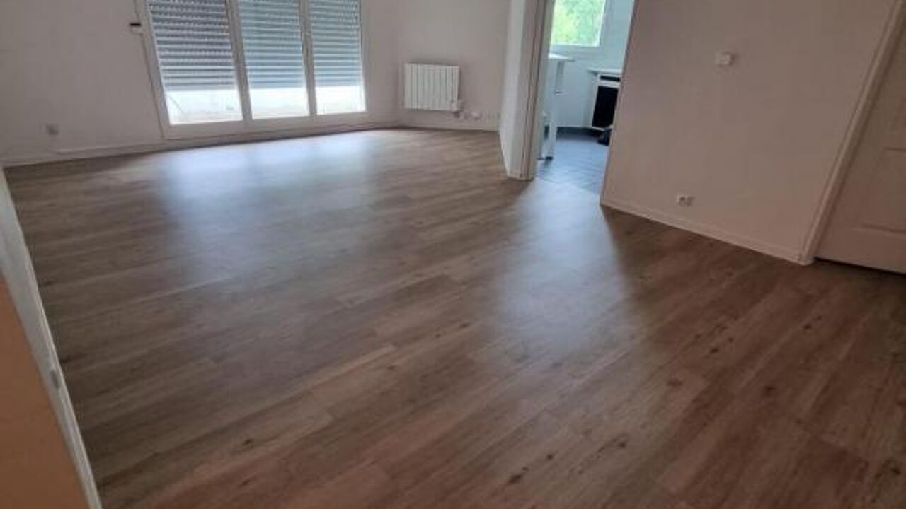 appartement 2 pièces 59 m2 à louer à Rosny-sous-Bois (93110)