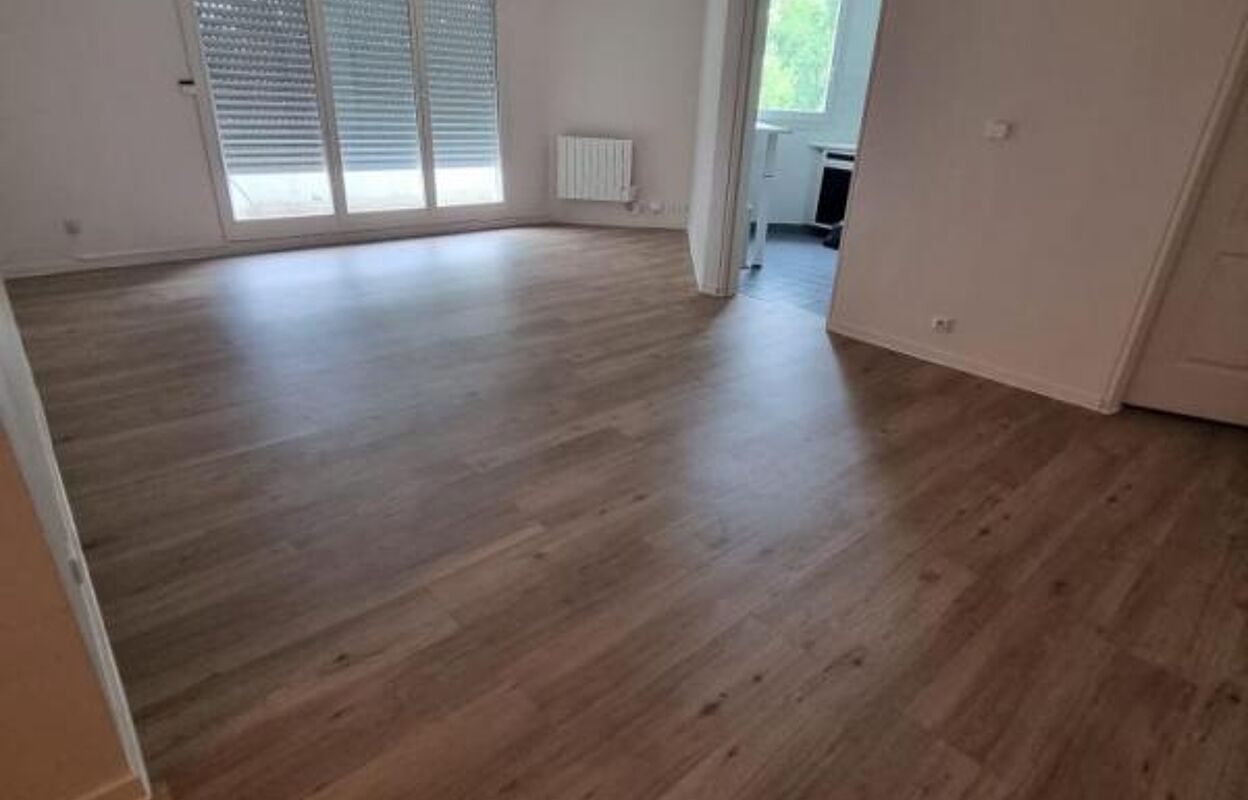 appartement 2 pièces 59 m2 à louer à Rosny-sous-Bois (93110)