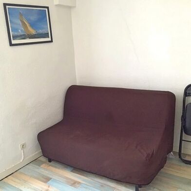 Appartement 1 pièces 360 €