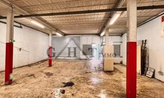 Local industriel  768 m² à vendre à Bondy (93140)