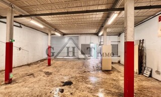 Local industriel  768 m² à vendre à Bondy (93140)