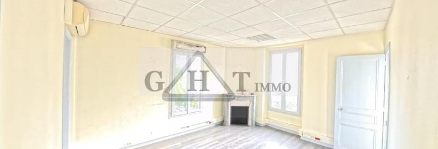 Bureau  65 m² à louer à Créteil (94000)