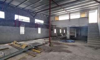 Commerce 1 Pièce 391 m² à louer à Saint-André (97440)