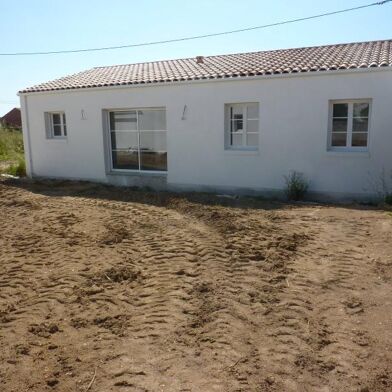 Maison 4 pièces 299550 €