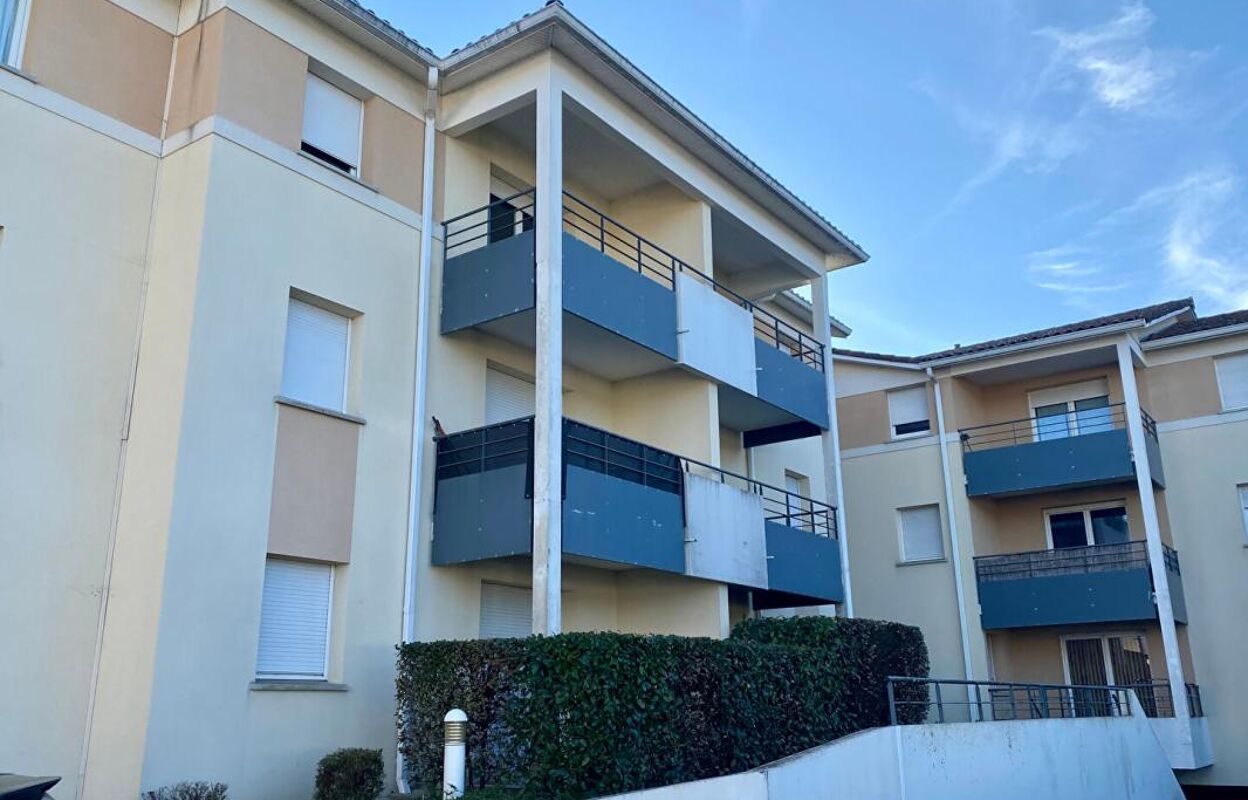 appartement 2 pièces 37 m2 à vendre à Saint-Pierre-du-Mont (40280)