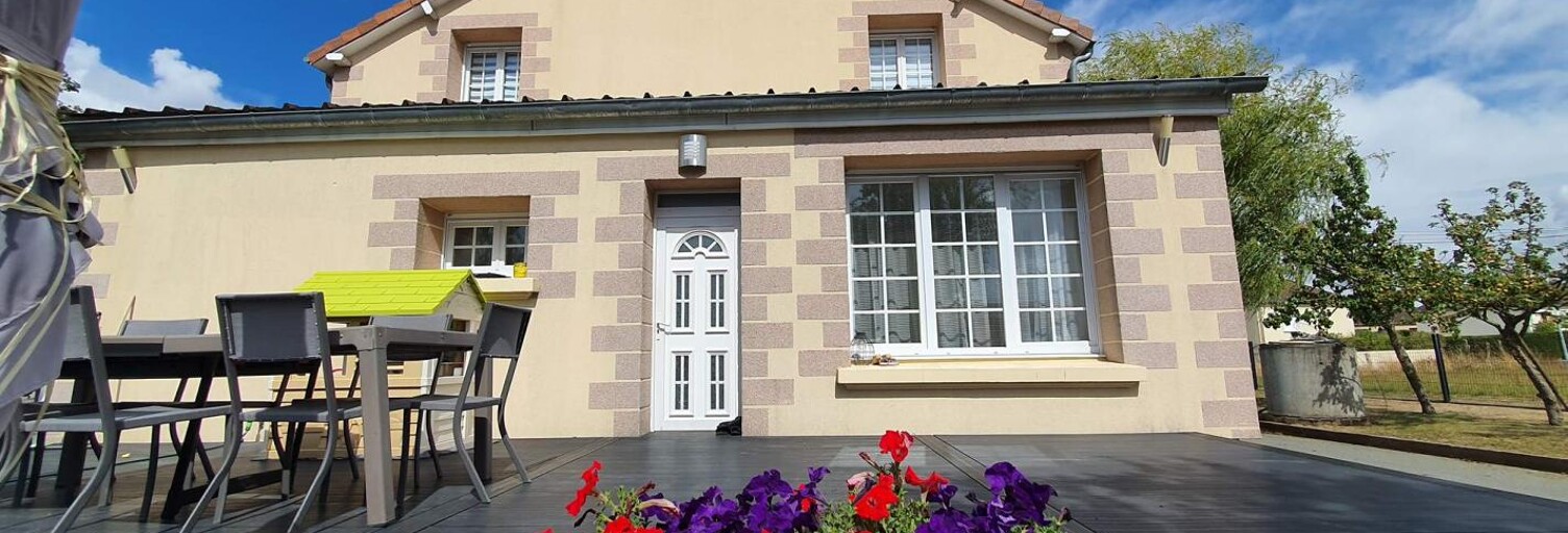 Maison 8 Pièces 160 m² à vendre à Aube (61270)