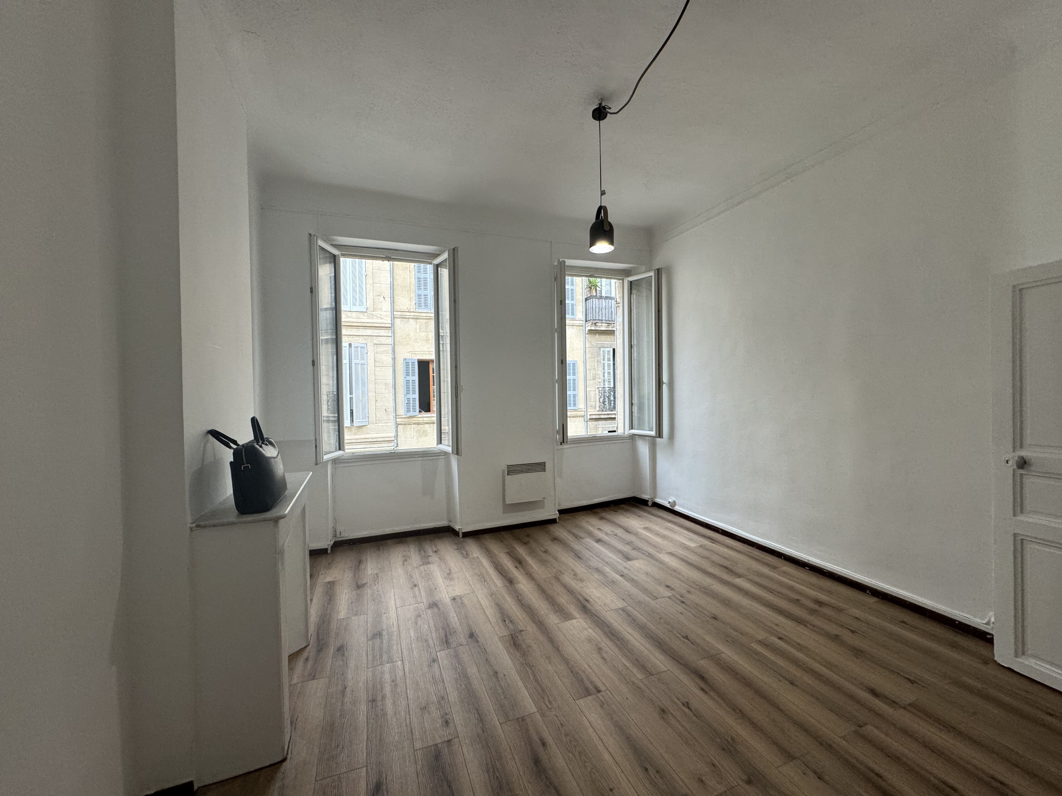 Appartement 2 pièces  à louer Marseille 1er 13001