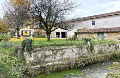 vente maison 364 000 € à proximité de Salles-de-Barbezieux (16300)