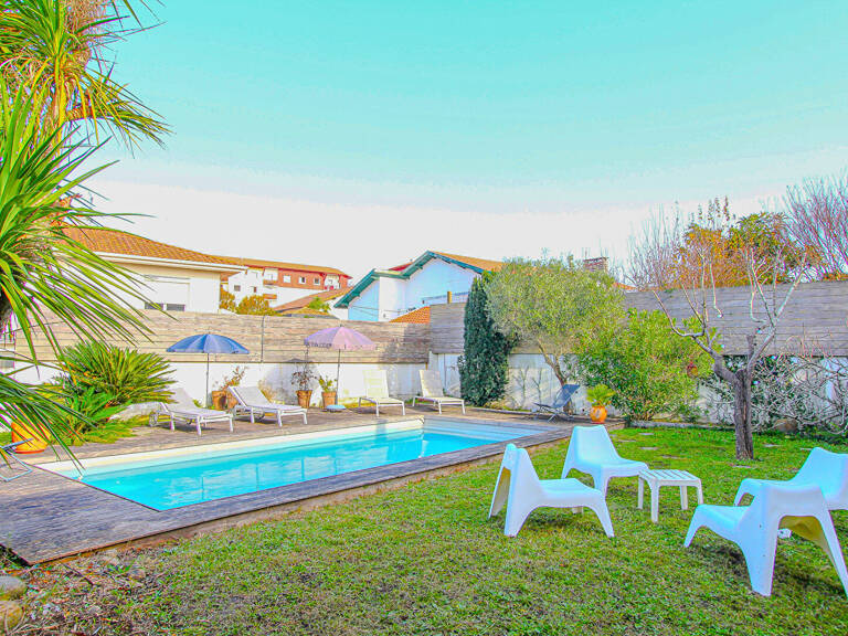CO EXCLUSIVITÉ - BIARRITZ   BELLE MAISON DES ANNÉES 50 AVEC PISCINE  GARAGE — photo 1