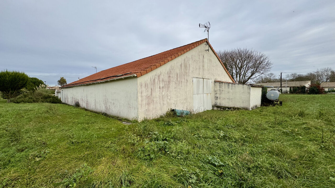 garage  pièces 160 m2 à vendre à Meschers-sur-Gironde (17132)