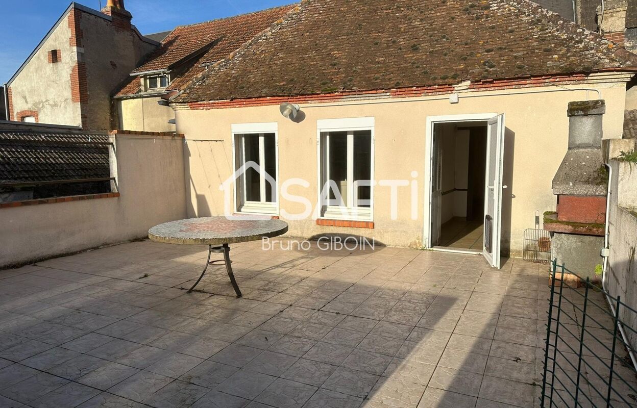 immeuble  pièces 320 m2 à vendre à Gien (45500)