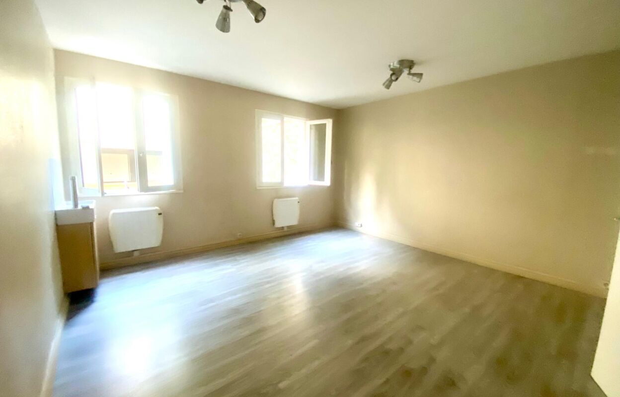 appartement 4 pièces 42 m2 à vendre à Lannion (22300)