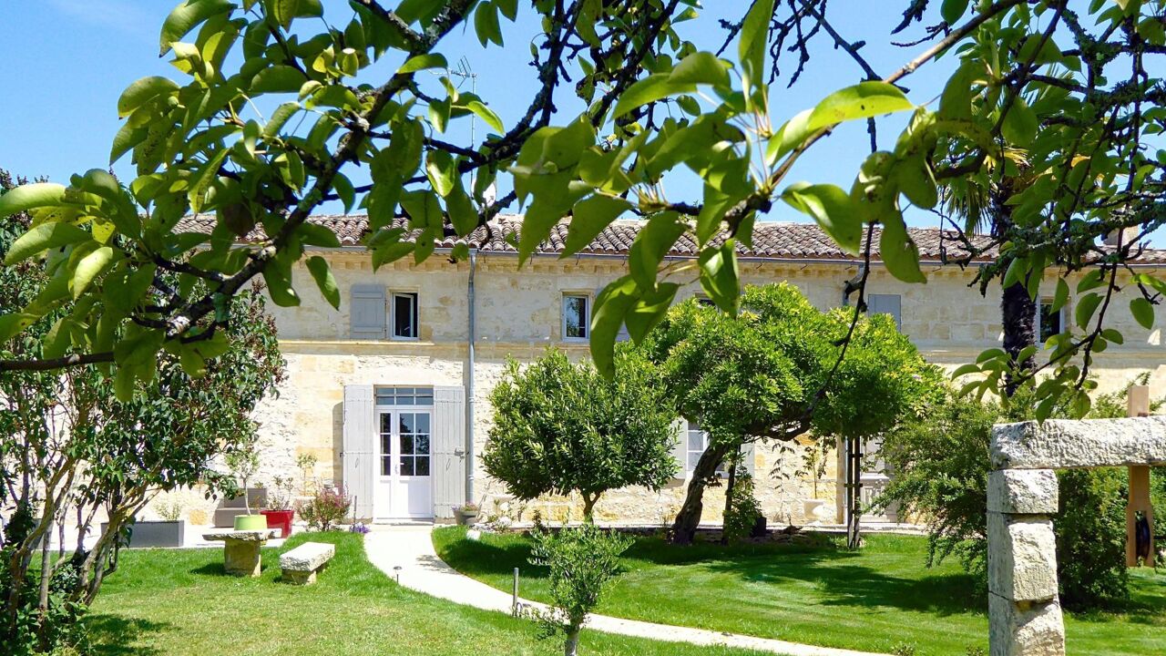 maison 10 pièces 370 m2 à vendre à Saint-Émilion (33330)