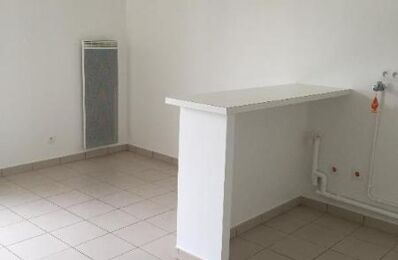 location appartement 283 € CC /mois à proximité de Rochecorbon (37210)